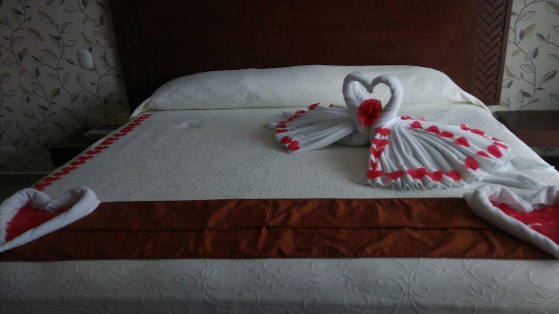 Hotel Roazi Тисимин Екстериор снимка